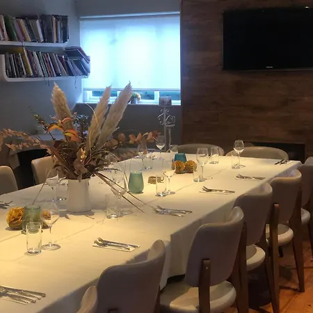 Frühstückspension The Baytree Restaurant & Guesthouse 4*