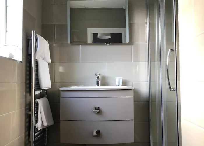 Couette-café The Baytree Restaurant & 4*